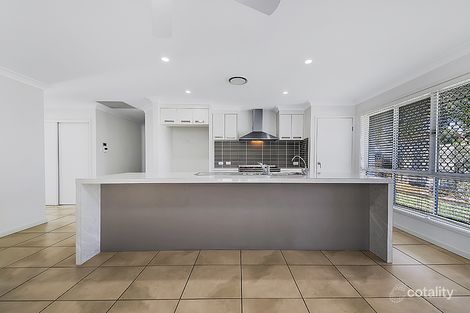 Property photo of 11 Terraldon Circuit Gumdale QLD 4154