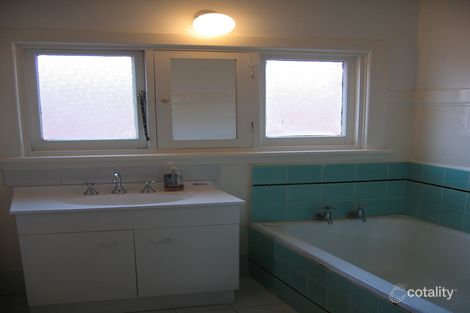 Property photo of 33 Reid Street Murrumbeena VIC 3163