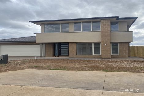 Property photo of 2 Mimi Mews Truganina VIC 3029