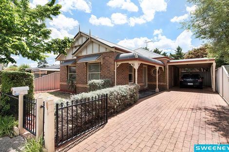 Property photo of 15 Salina Walk Caroline Springs VIC 3023