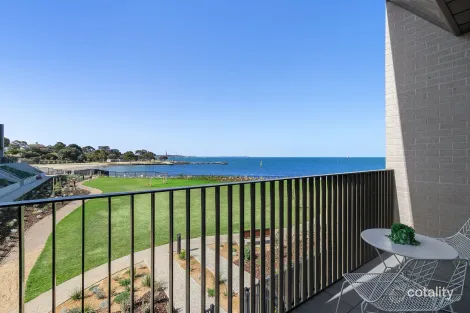 Property photo of 6 Kurrewa Walk Rippleside VIC 3215