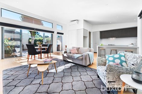 Property photo of 2/66 Lochiel Avenue Edithvale VIC 3196