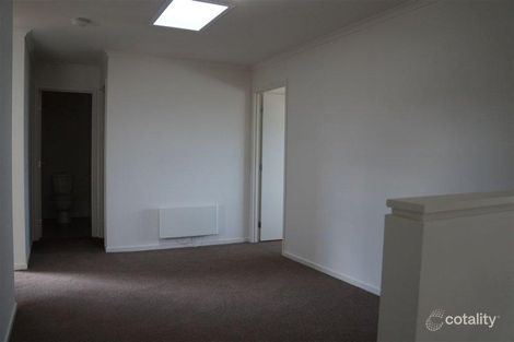 Property photo of 19 Hammond Crescent Officer VIC 3809