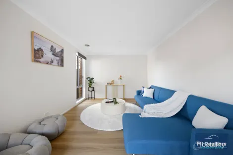 Property photo of 30 Rocky Gate Drive Truganina VIC 3029