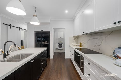 Property photo of 104 Christian Street Clayfield QLD 4011