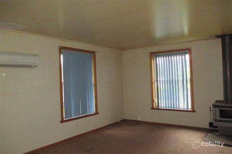 Property photo of 19 Beech Drive Rosebery TAS 7470