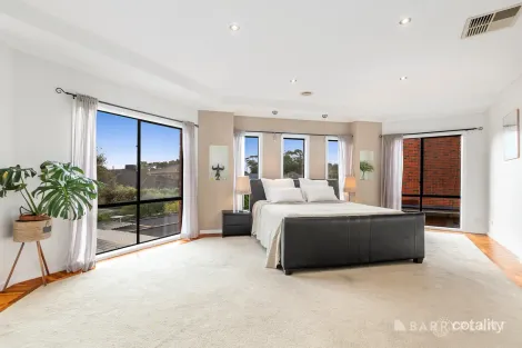 Property photo of 9 Williamson Close Mordialloc VIC 3195