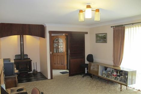 Property photo of 69 Leavenworth Drive Mount Austin NSW 2650