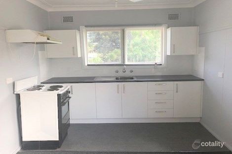 Property photo of 4/90 Bayview Street Warners Bay NSW 2282