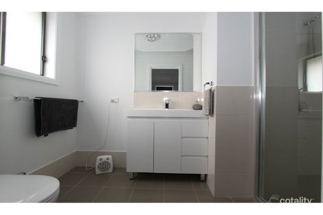 Property photo of 19 Graham Drive Kelso NSW 2795