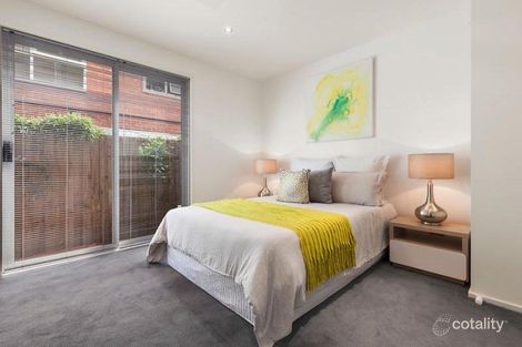 Property photo of 4/24 Pine Avenue Elwood VIC 3184