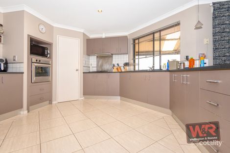 Property photo of 10 Ashkey Boulevard Yakamia WA 6330
