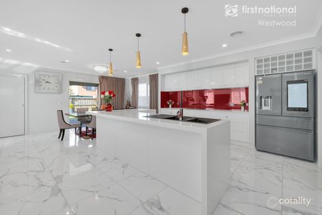 Property photo of 26 Tundra Esplanade Werribee VIC 3030