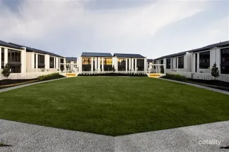 44/1 Ancora Cres, Hope Island, QLD 4212