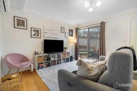 Property photo of 5/32 Tomkins Road Riverhills QLD 4074