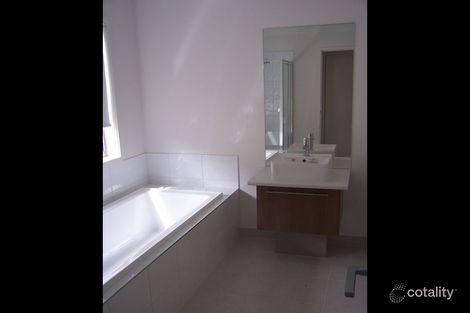 Property photo of 43 Watergum Way Wallan VIC 3756