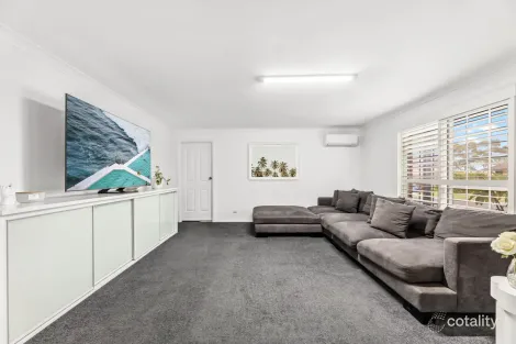 Property photo of 11 Elkhorn Place Alfords Point NSW 2234