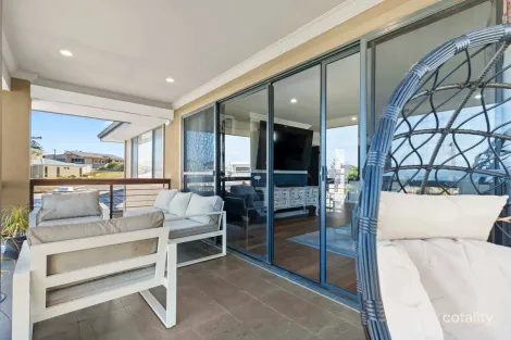Property photo of 4 Bennett Road Quinns Rocks WA 6030