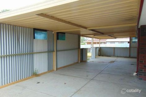 Property photo of 31 Downing Crescent Wanneroo WA 6065
