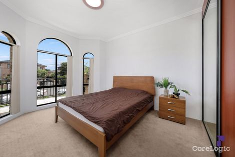 Property photo of 85 Highview Avenue Greenacre NSW 2190