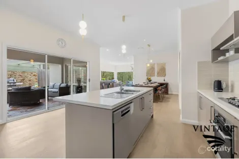 Property photo of 7 Turpentine Close Pokolbin NSW 2320