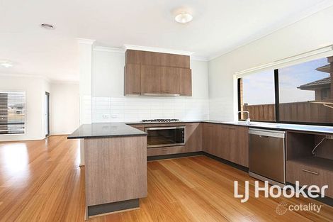 Property photo of 58 Sanctuary Lakes East Boulevard Point Cook VIC 3030