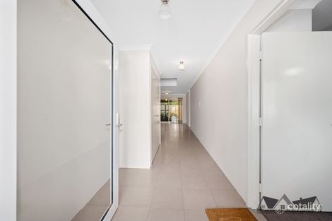 Property photo of 34 South Crescent Byford WA 6122