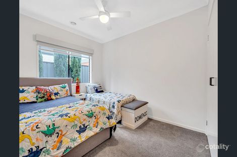 Property photo of 54 Bridgehaven Drive Craigieburn VIC 3064