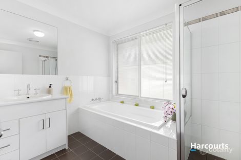 Property photo of 22 Semillon Ridge Gillieston Heights NSW 2321