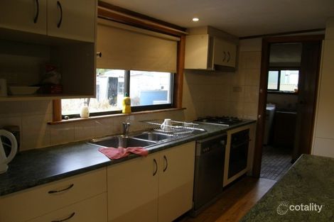 Property photo of 11 North West Terrace Beachport SA 5280