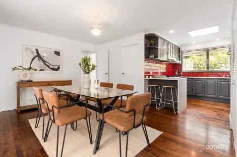 Property photo of 27 Whitford Way Frankston VIC 3199