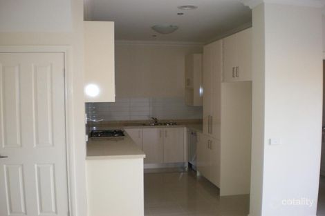Property photo of 1/2 Kuebler Street Glen Waverley VIC 3150