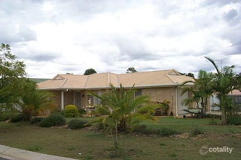 22 Noosa Ct, Hillcrest, QLD 4118