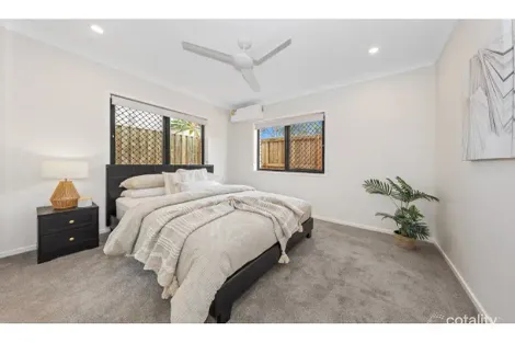 121 Fairfield Rd, Fairfield, QLD 4103