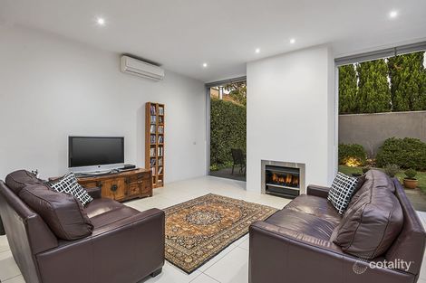 Property photo of 24 Bambra Road Caulfield North VIC 3161