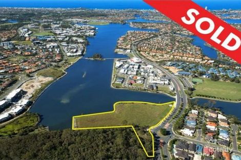 Property photo of 130 Christine Avenue Burleigh Waters QLD 4220