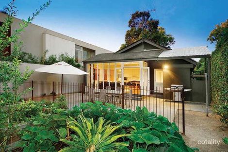 Property photo of 10 Woodside Crescent Toorak VIC 3142