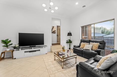 Property photo of 2/1 Emerald Street Mount Waverley VIC 3149