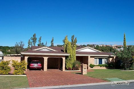 9 Robertson Rd, Kardinya, WA 6163