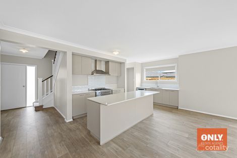 Property photo of 34 Meyer Crescent Clyde North VIC 3978