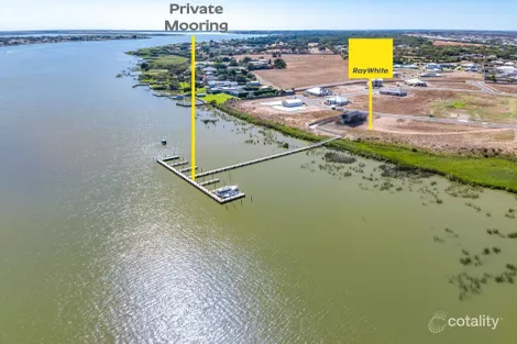 43 Gregory Cct, Hindmarsh Island, SA 5214