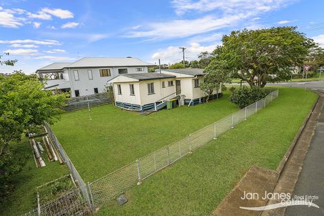 27 Westbrook St, Woody Point, QLD 4019