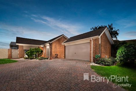 Property photo of 4 Ginn Close Mill Park VIC 3082