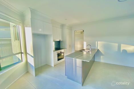 Property photo of 2/74 Dickenson Street Carina QLD 4152