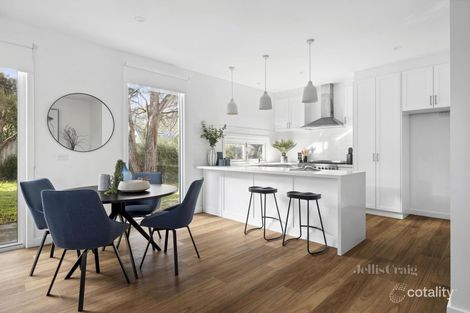Property photo of 2/14 Carlisle Street Woodend VIC 3442
