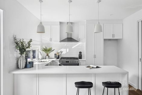 Property photo of 2/14 Carlisle Street Woodend VIC 3442