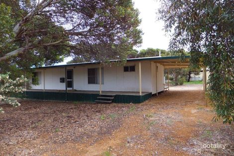 16 Gordon St, Hopetoun, WA 6348