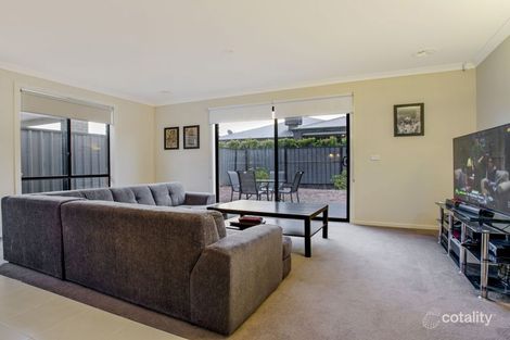 Property photo of 10 Nossal Drive Point Cook VIC 3030