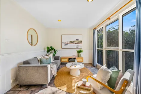 Property photo of 24 Surrey Street McCrae VIC 3938