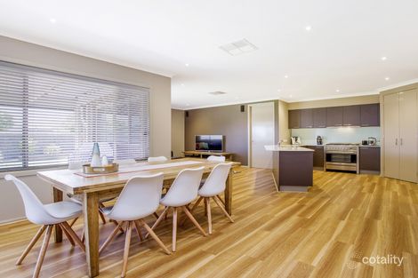 Property photo of 30 Forest Glade Way Caroline Springs VIC 3023